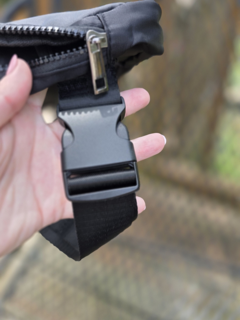 Women's Black Crossbody Sling Bag - Minimal Everyday Carry - Picture 6 of 6